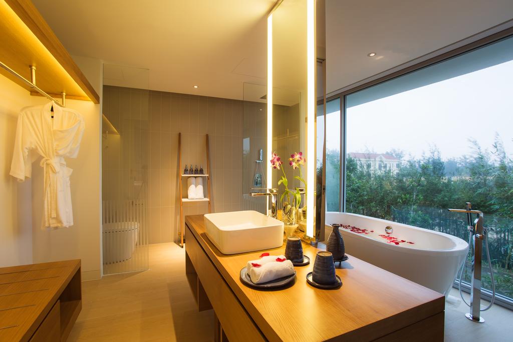villa đà nẵng có bãi biển riêng