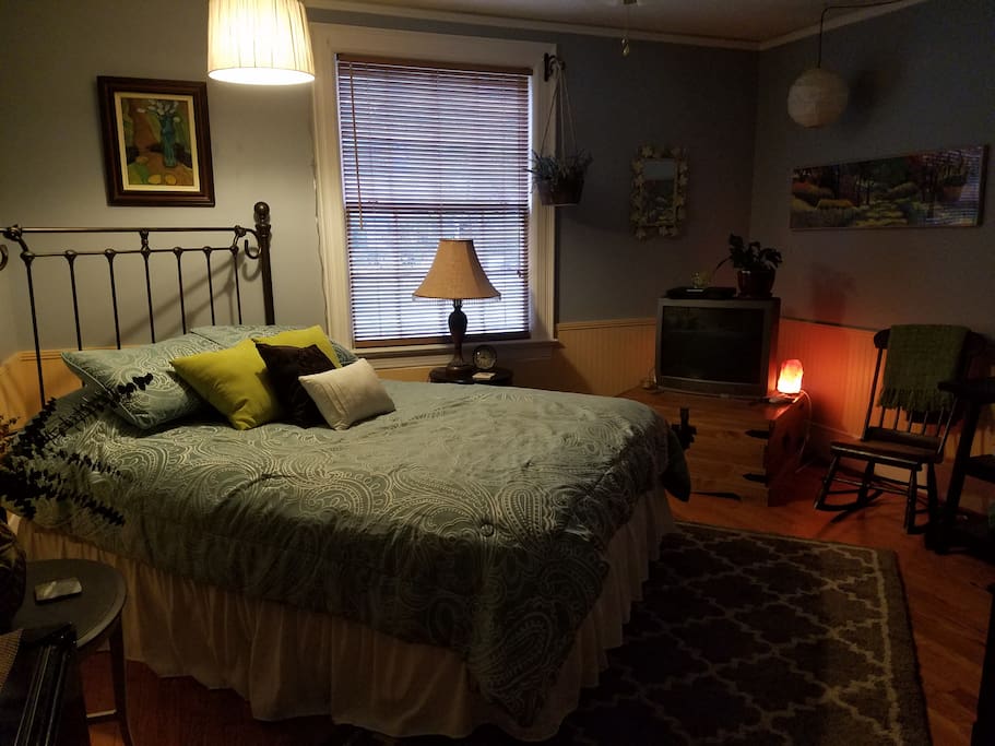 Front Bedroom