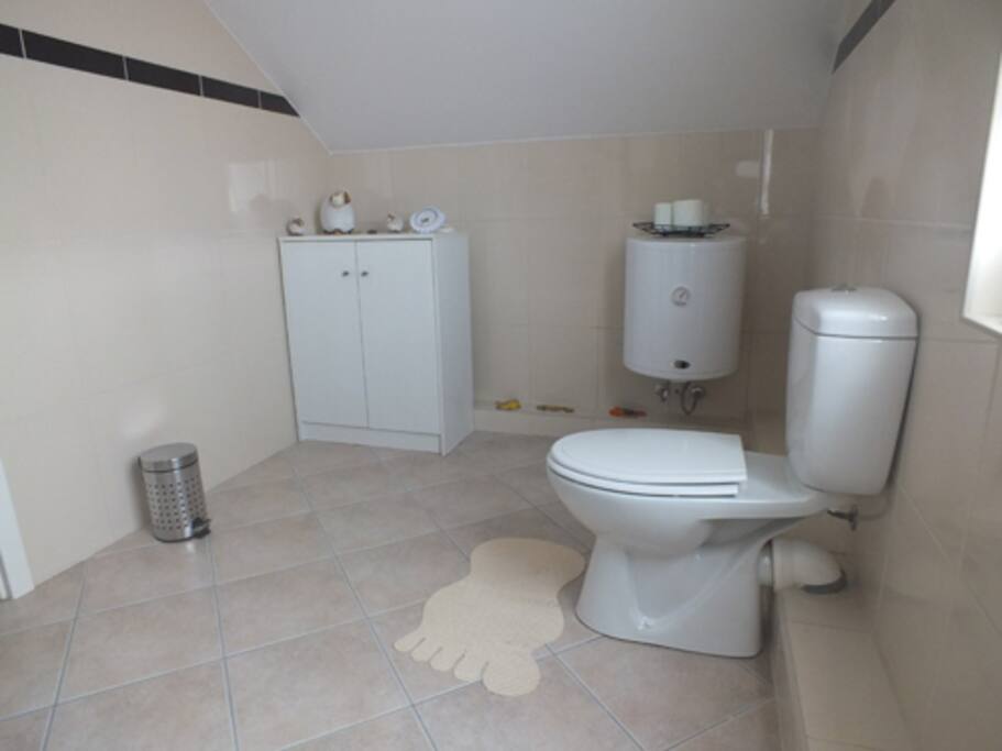 Badezimmer + WC