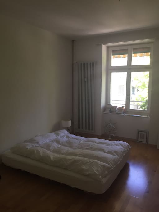 Schlafzimmer 3 (Doppelbett 200 x 160)
