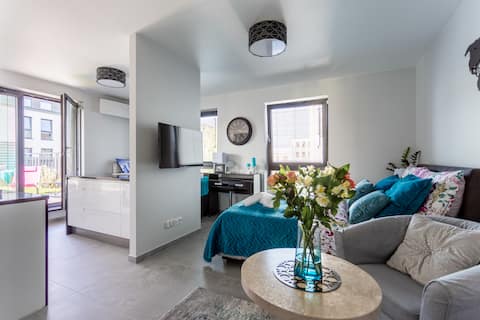 Successful Airbnb property: Luxury Apartment with Large Terrace in Plac Grunwaldzki