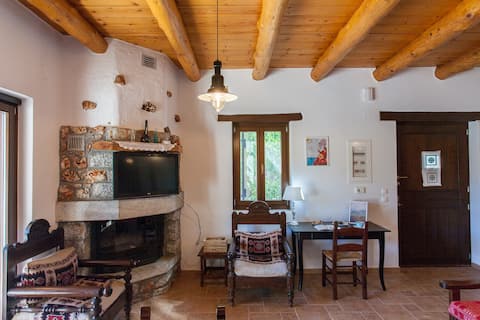Top Airbnb: Aradena Traditional Houses 4 in Δήμος Σφακίων