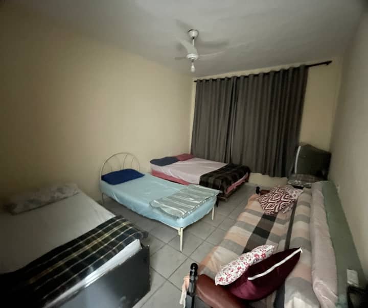 غرفة النوم 1