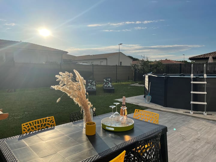 Maison Paisible Avec Piscine Près De Bordeaux - Gironde