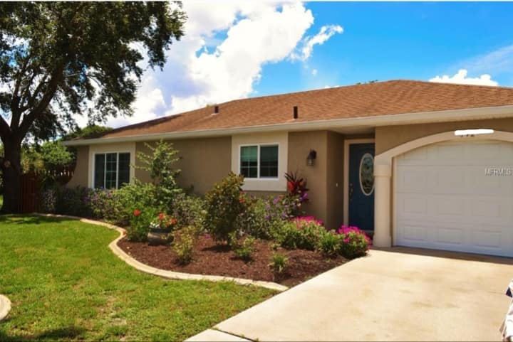 Port Charlotte Salt Water Pool Home - Port Charlotte