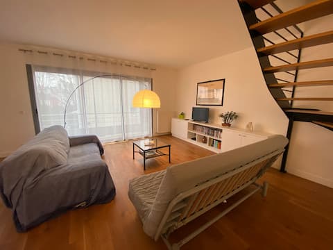 2 floor flat + Terrace, Eiffel Tower view