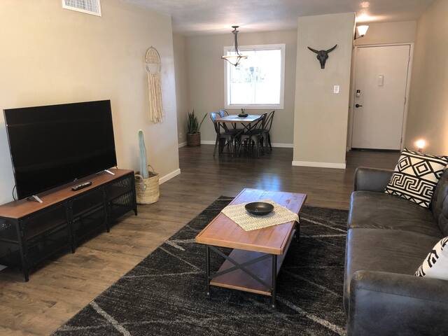 Best location in Scottsdale!