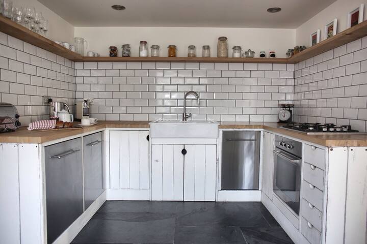 Luxury Coastal Cottage For 2 Cottages For Rent In Padstow