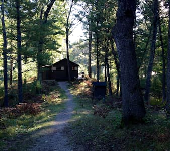 Pere Marquette Riverfront Cabin