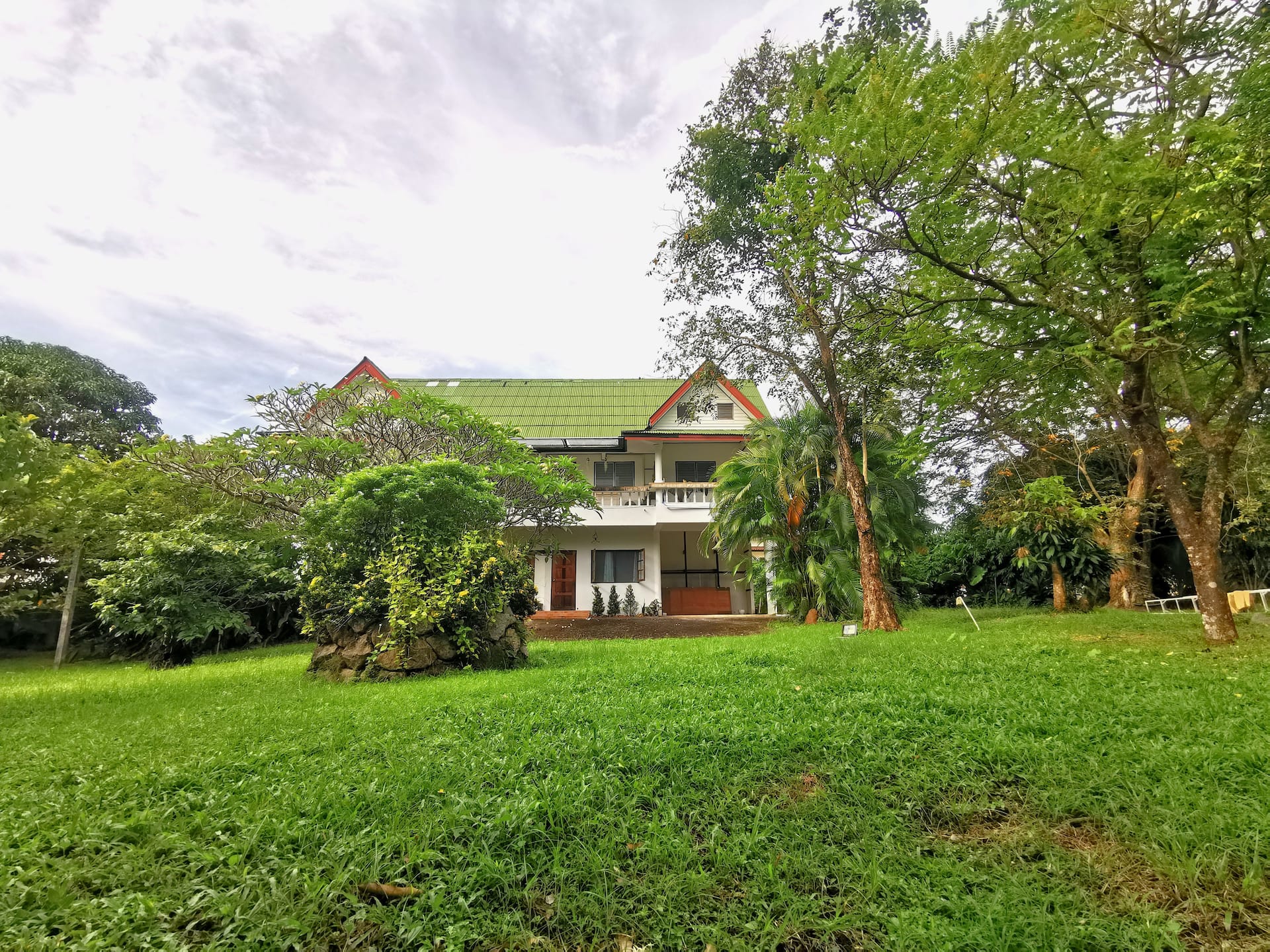 Ada House At Chalong