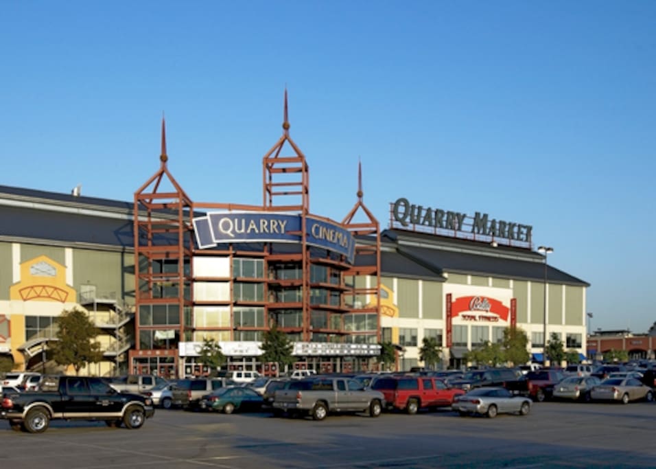 Quarry Mall-Cinemas, Nordstorm Rack and other major retailers