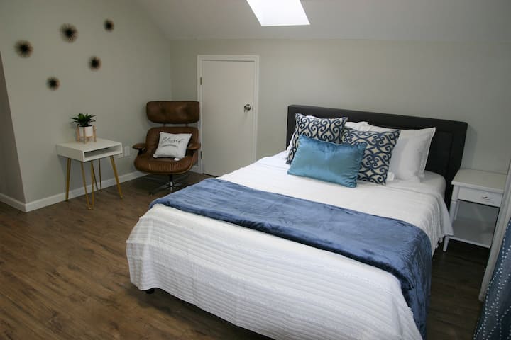 საძინებელი 1