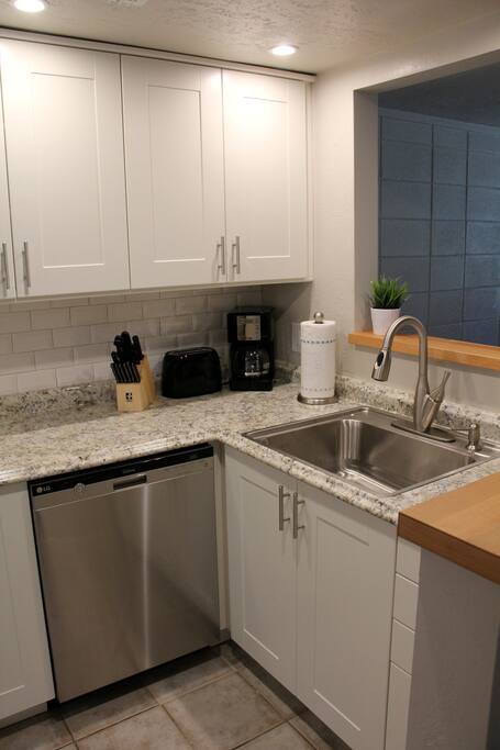 Fully renovated kitchen- stainless appliances