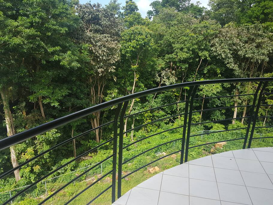 PH BEDROM BALCONY