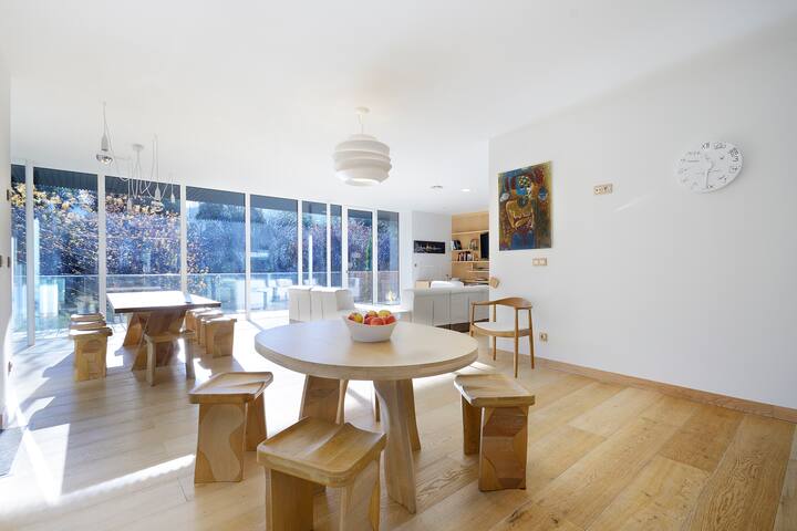 Preciosa casa autosostenible en EA gallery image 3