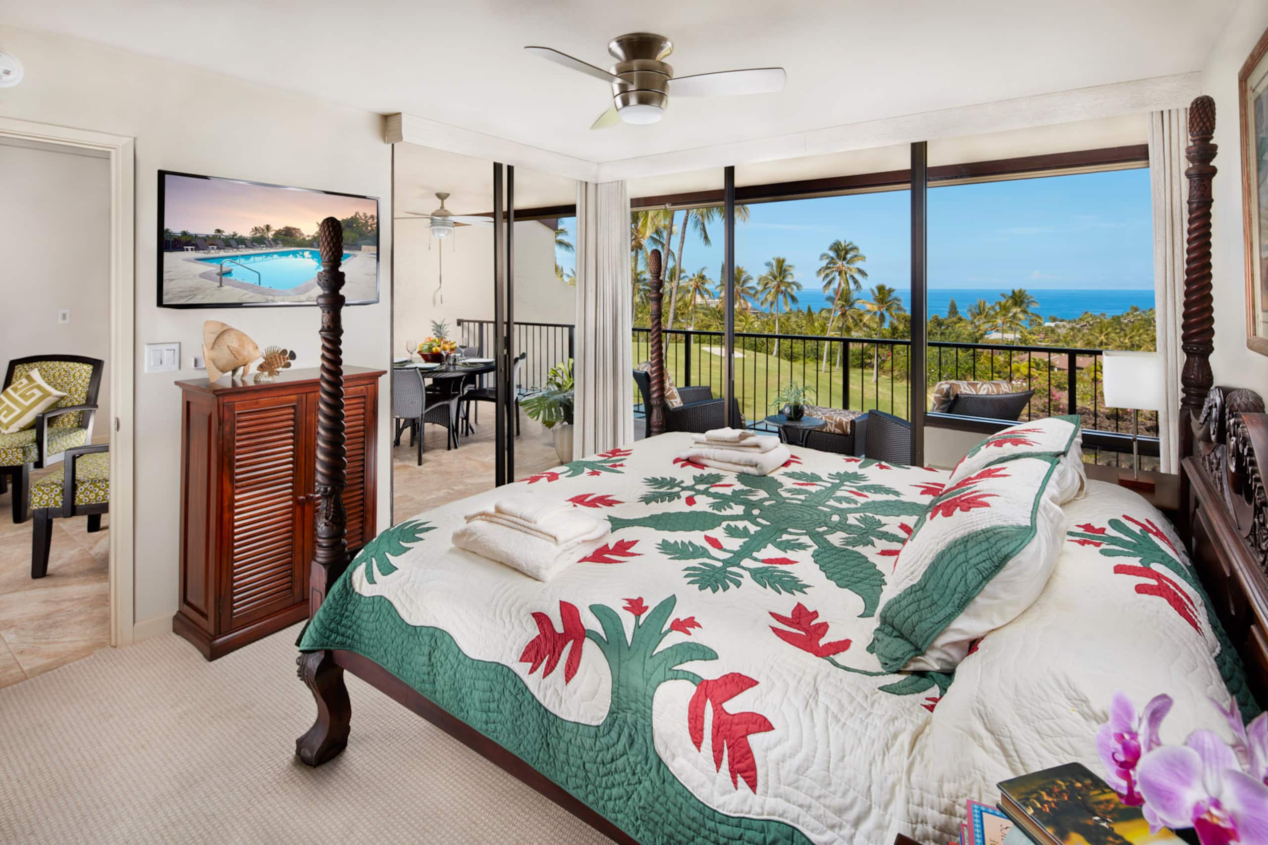 Condo in Kailua-Kona · ★4.96 · 3 bedrooms · 4 beds · 3 baths - Image 5