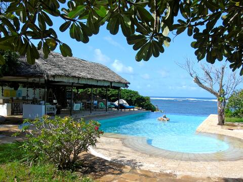 Neem Tree - waterfront villa on Marine Conservancy