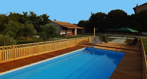 HOUSE with SWIMMING POOL and Relaxation Area overlooking the SEA