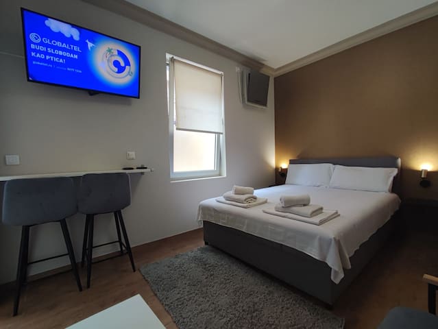 Balkan Inn apartmani Beograd managed Airbnb listing 1