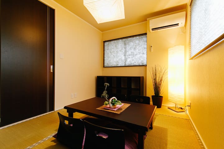 榻榻米客房
体验日式榻榻米床垫