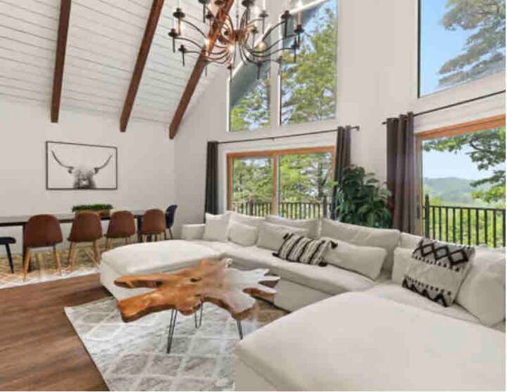 Mt. Home w/ Hot Tub 15 mins to ASU Houses for Rent in Watauga County