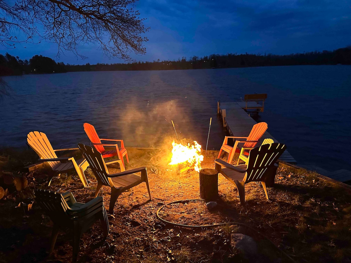 Private Placid Lake Towering Pines NEW Pontoon Cabins for Rent in