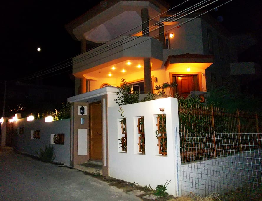 villa at night
