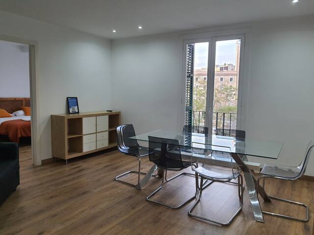 Autèntic Monumental 23 gallery image 2