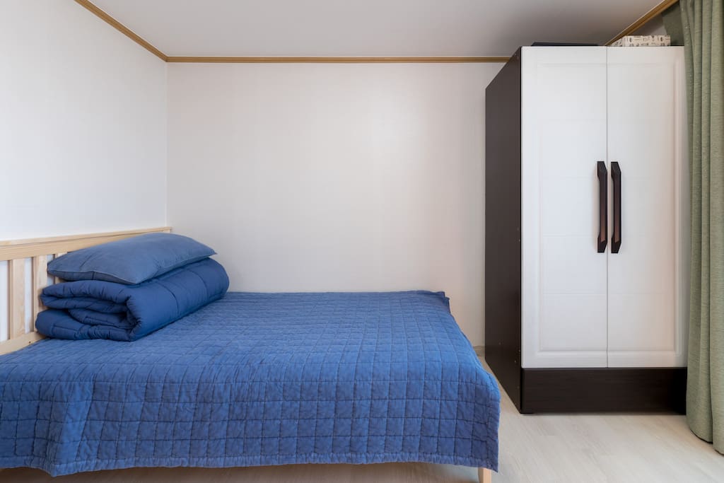 The bed and closet