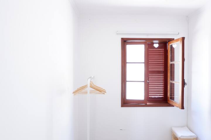 Kame House gallery image 5