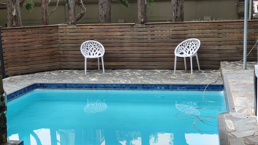 Toorak Luxury Living gallery image 2