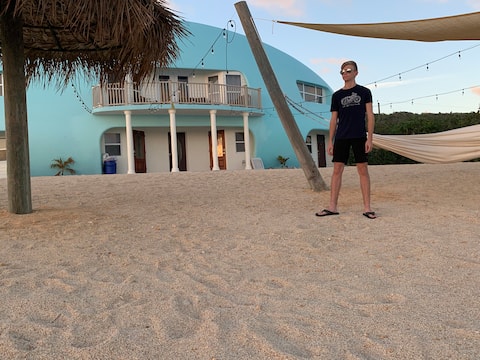 The Bubble House - Apt 2 (Cayman Brac)