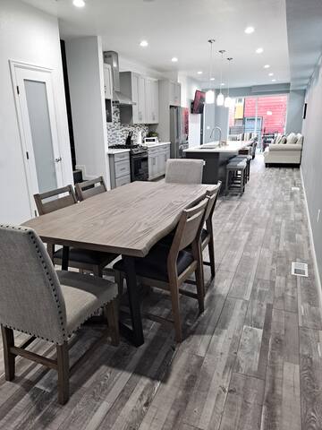 Beautiful home near Sloans Lake! gallery image 5