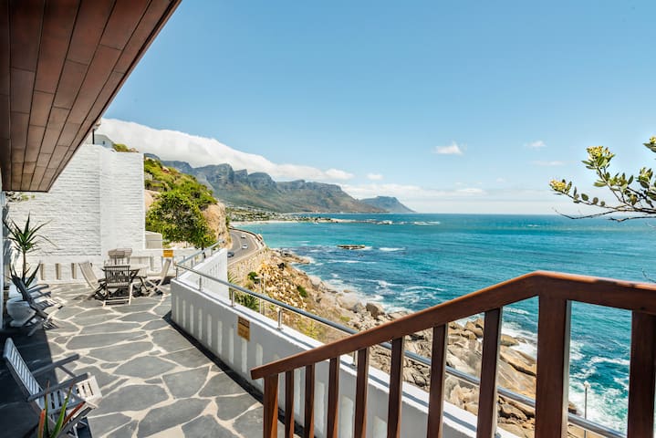 Bantry Bay Home with Atlantic Ocean Views gallery image 2