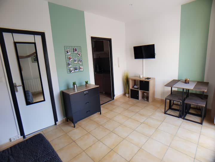 Studio Juan-les-pins Au Calme Proche Des Plages - 昂蒂布