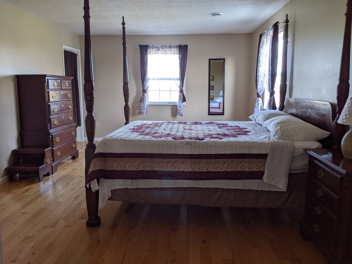 Velika spavaća soba s bračnim krevetom (160x200)