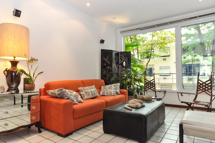 Um cantinho aconchegante no Leblon