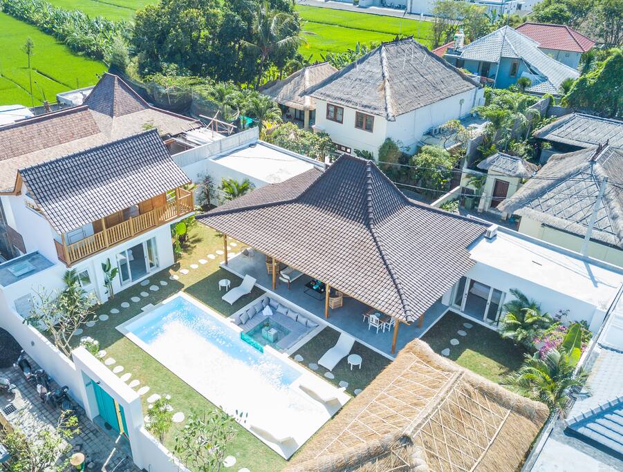 this entire 5 BD Villa