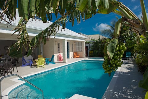 Frangipani, 3 bedroomed luxury villa .pool/jacuzzi