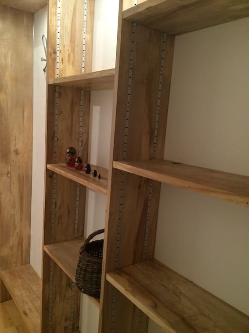 Très pratiques, les espaces de rangement!