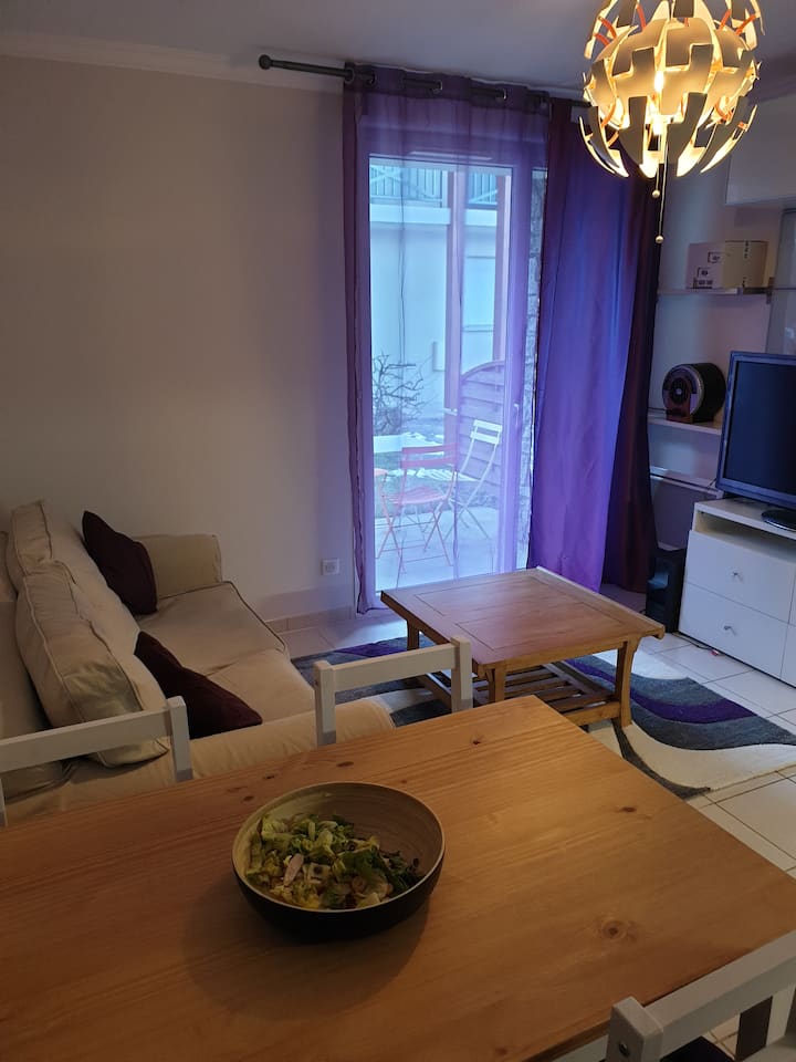 Luchon , Appt 4 Pers. T2 Tout Confort Avec Jardin. - Lac d'Espingo