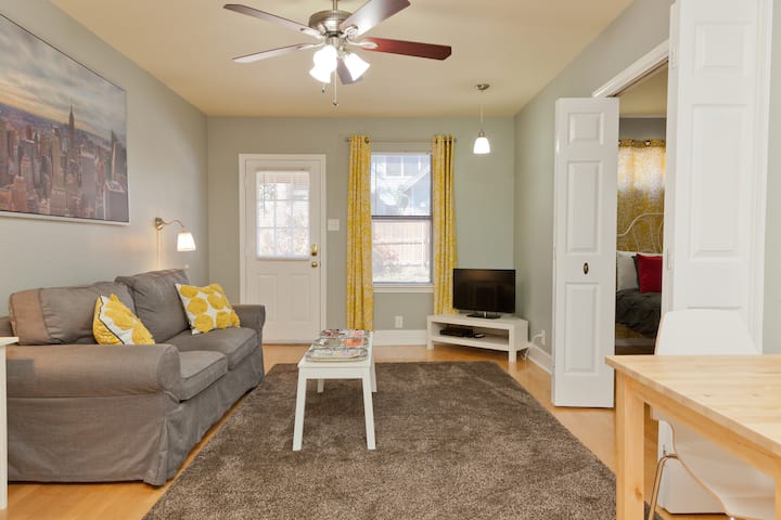 Spacious Hyde Park Guest House