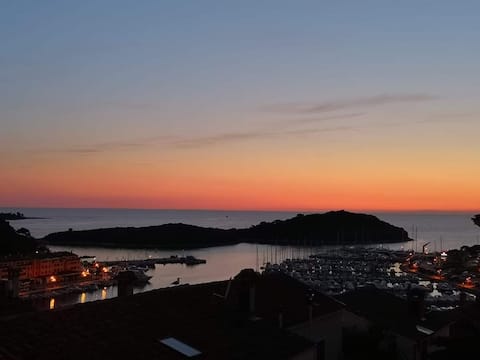 Luxury "Sunset" bungalow