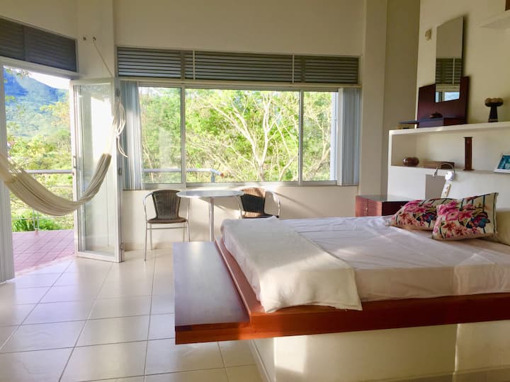 SPAVAĆA SOBA NA DRUGOM KATU