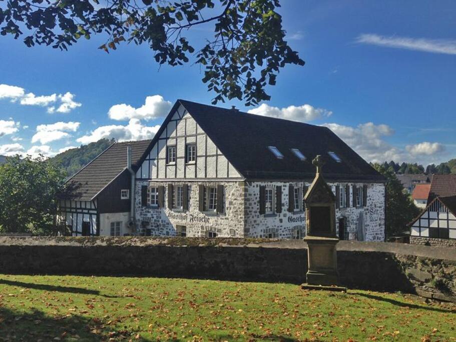 von der Kirche gesehen