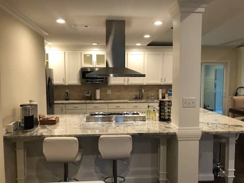 Newly updated ranch house in South Charlotte