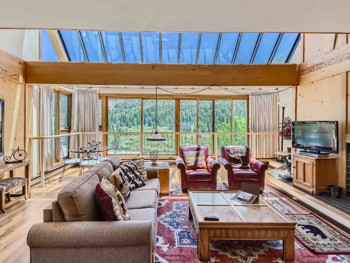 Keystone Village Penthouse