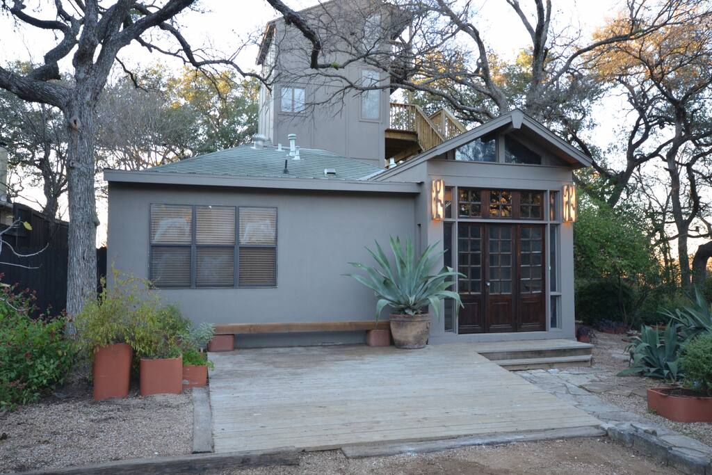 5BR/2.5BA Zilker Deck House! Houses for Rent in Austin, Texas, United