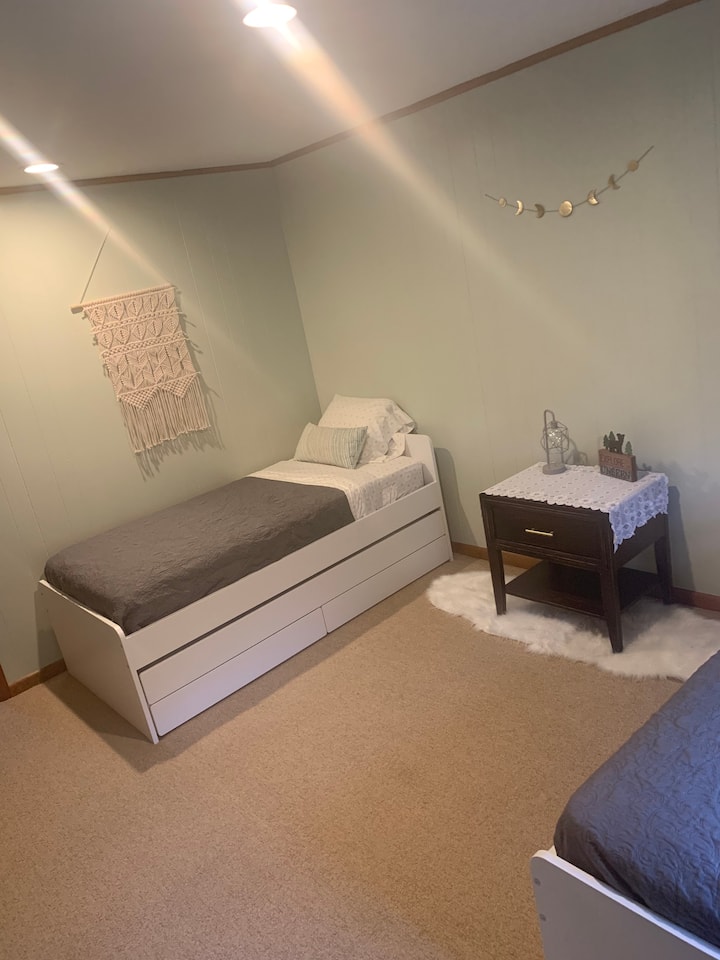 საძინებელი 2