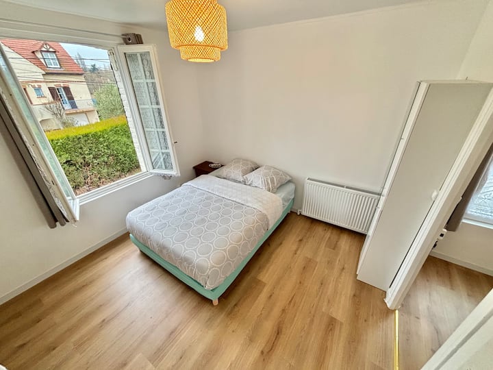 1楼1号卧室，配备140x190张床